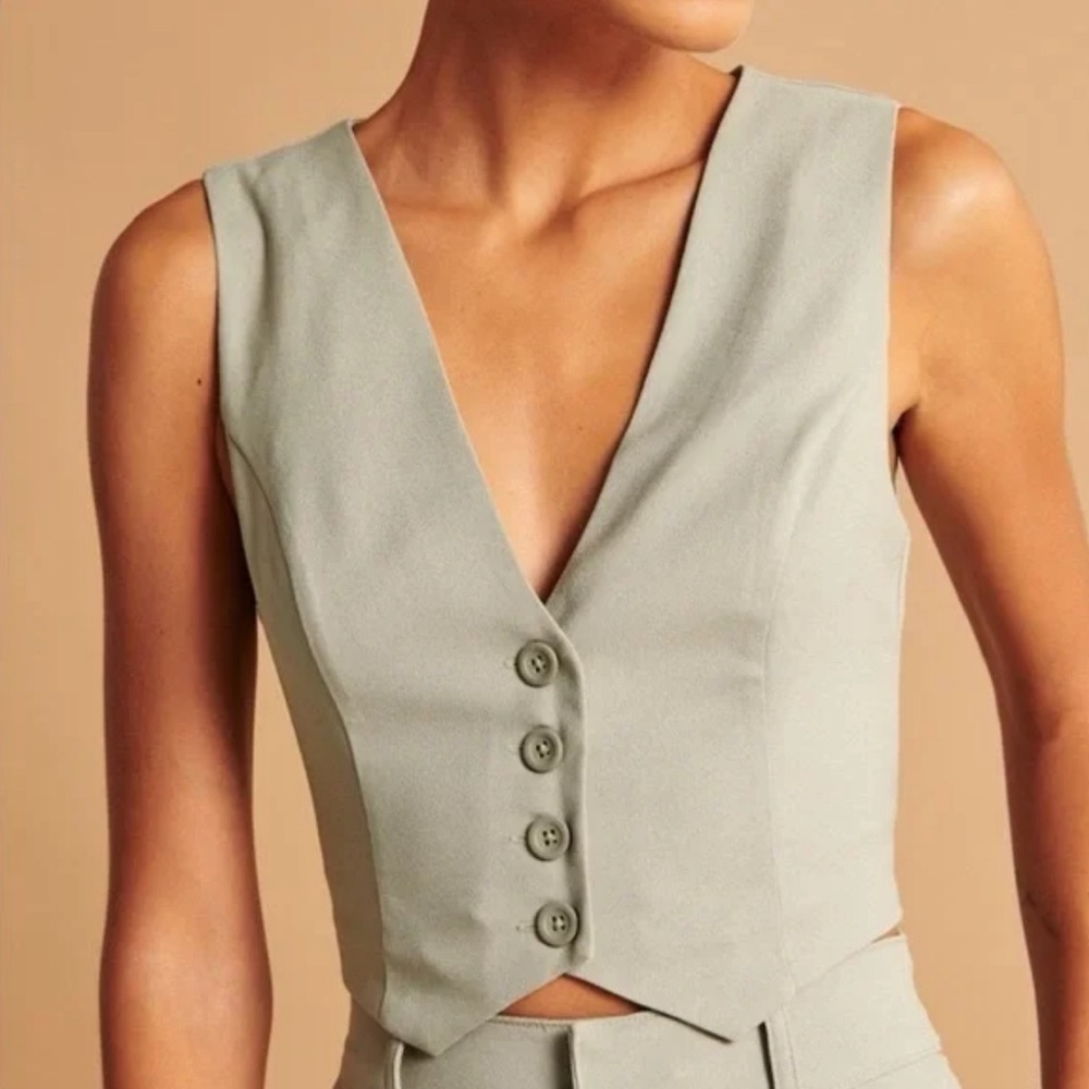 Abercrombie & Fitch Sage Green Vest